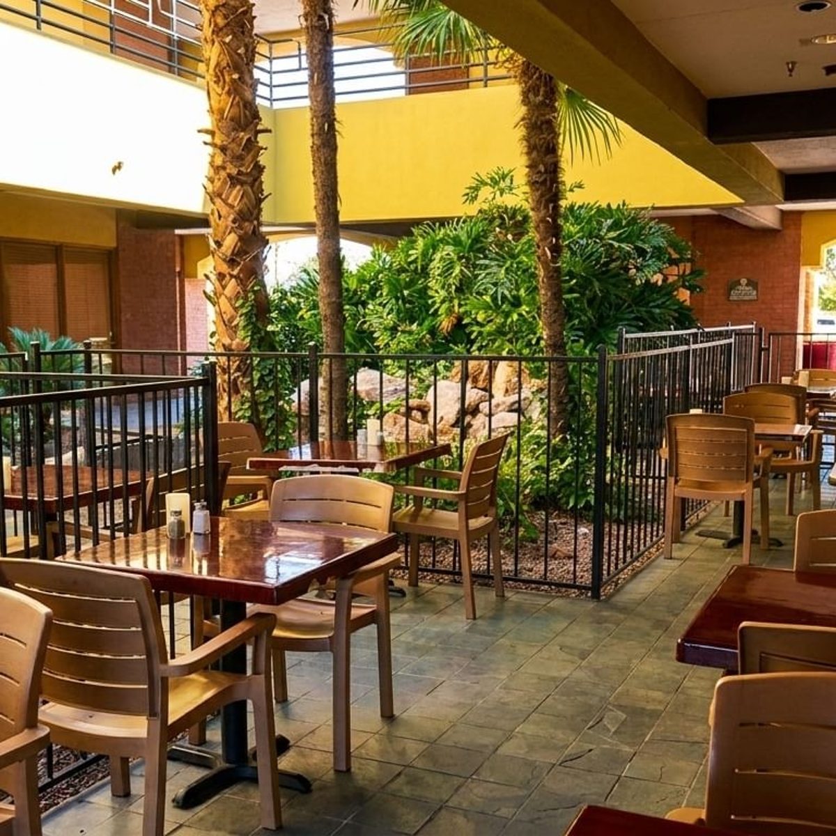 Welcome to Adela's Italian Restaurant